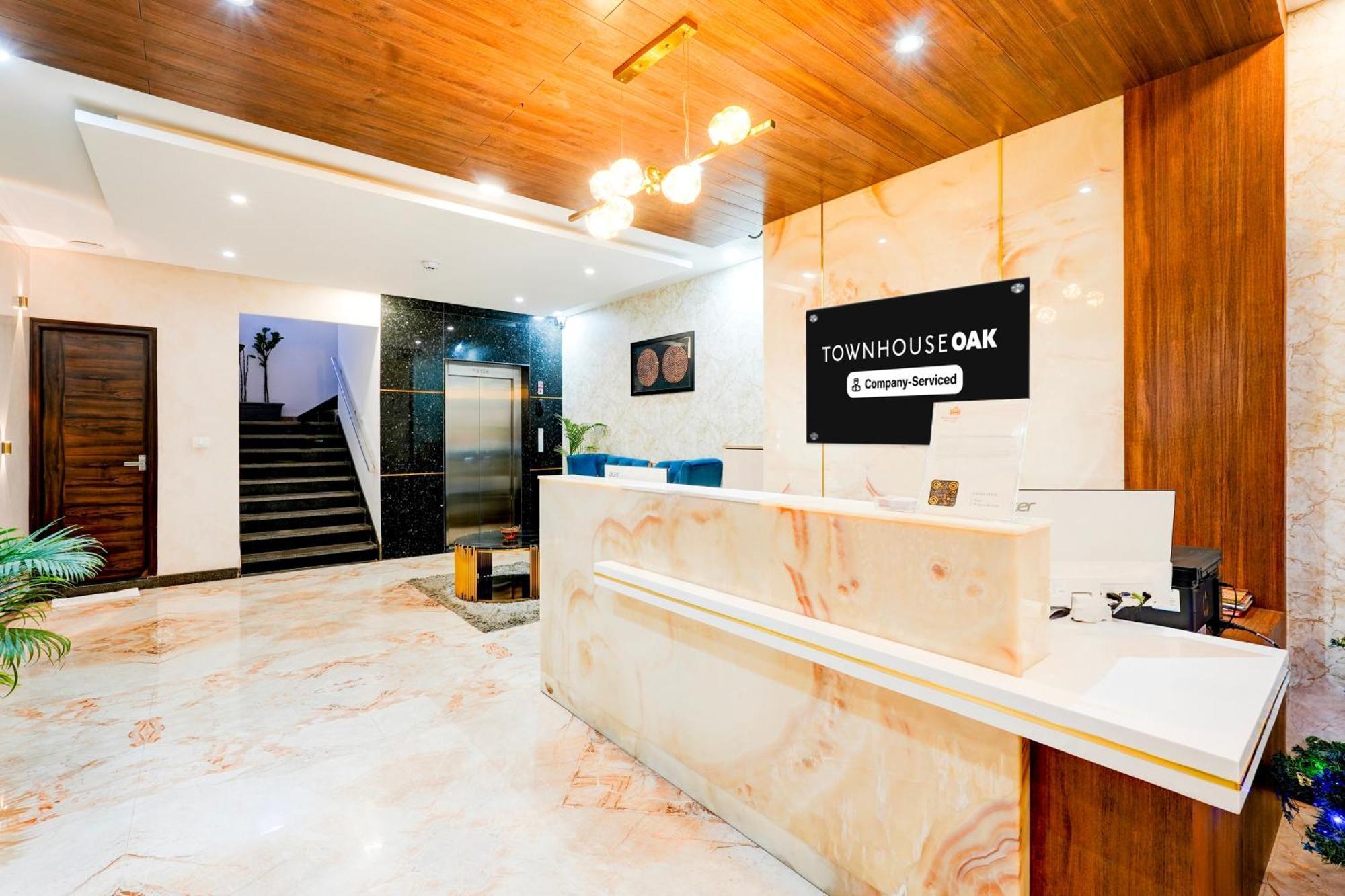Super Townhouse Oak Aecs Formerly Bangalore Times מראה חיצוני תמונה