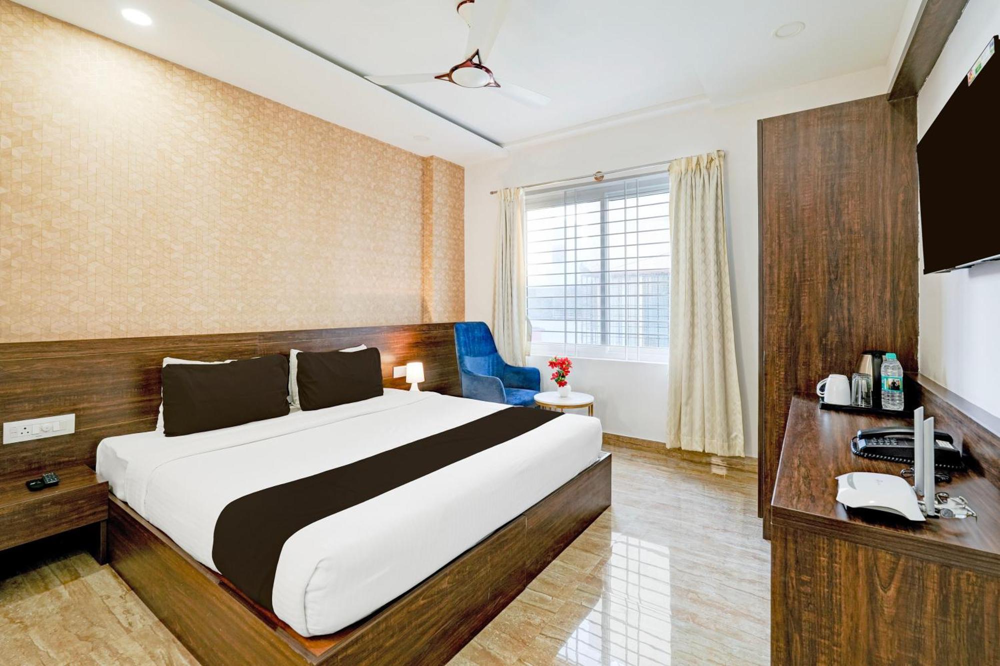 Super Townhouse Oak Aecs Formerly Bangalore Times מראה חיצוני תמונה