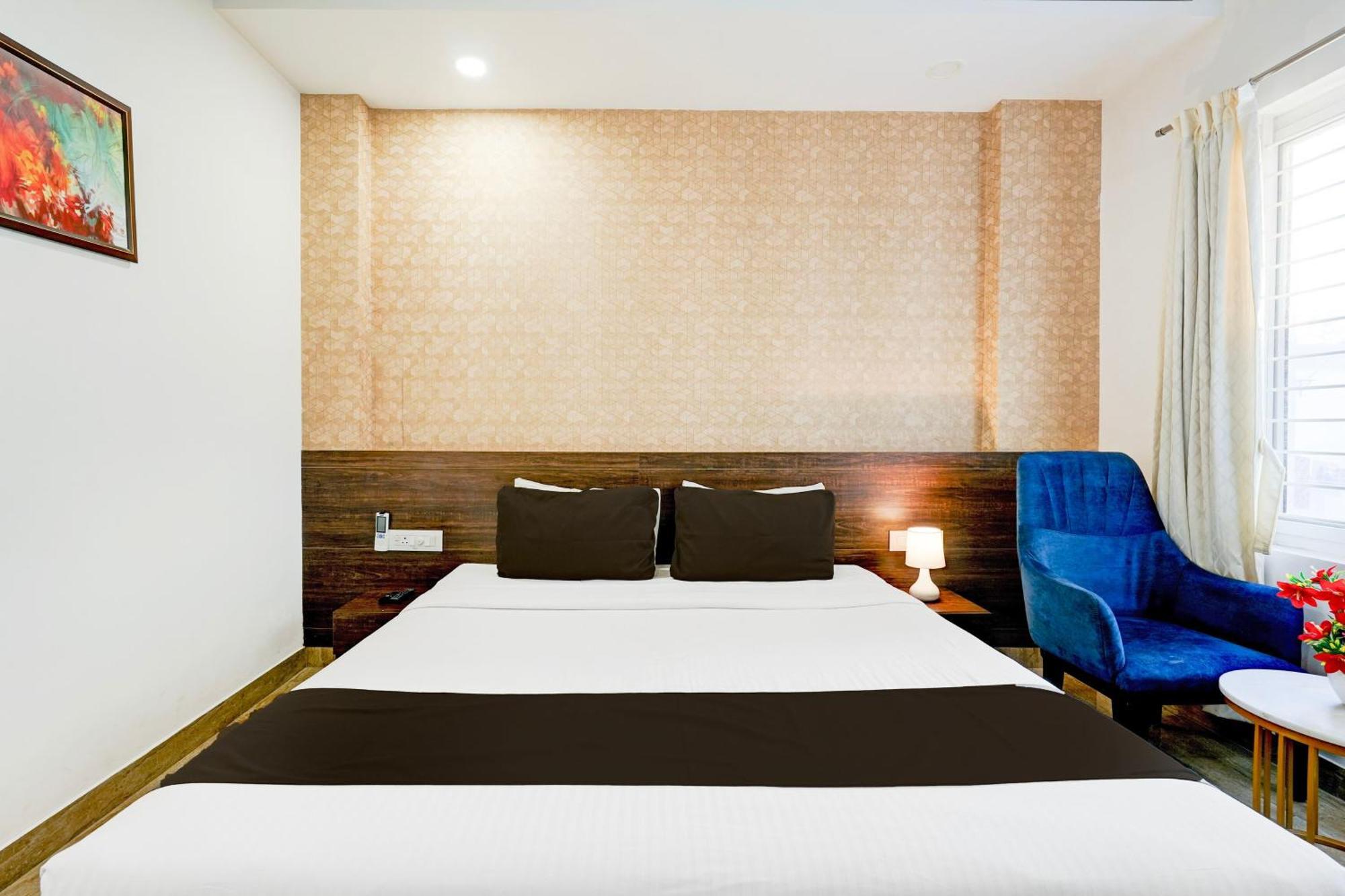Super Townhouse Oak Aecs Formerly Bangalore Times מראה חיצוני תמונה