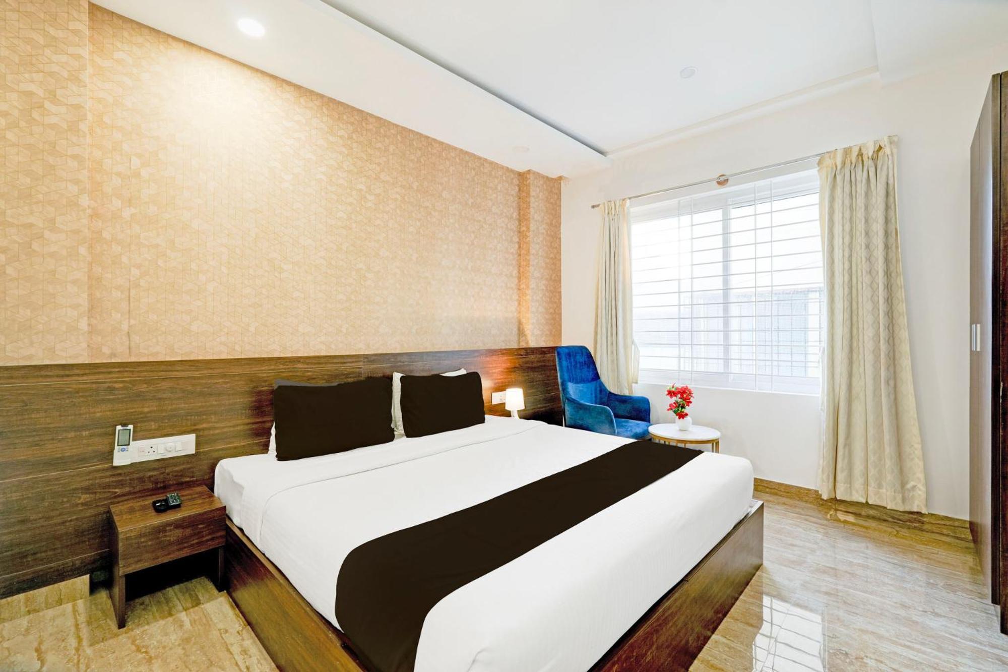 Super Townhouse Oak Aecs Formerly Bangalore Times מראה חיצוני תמונה